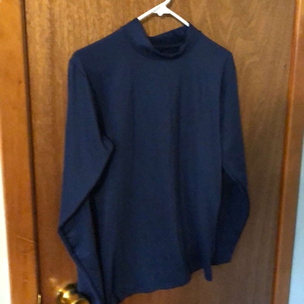 Navy compression top